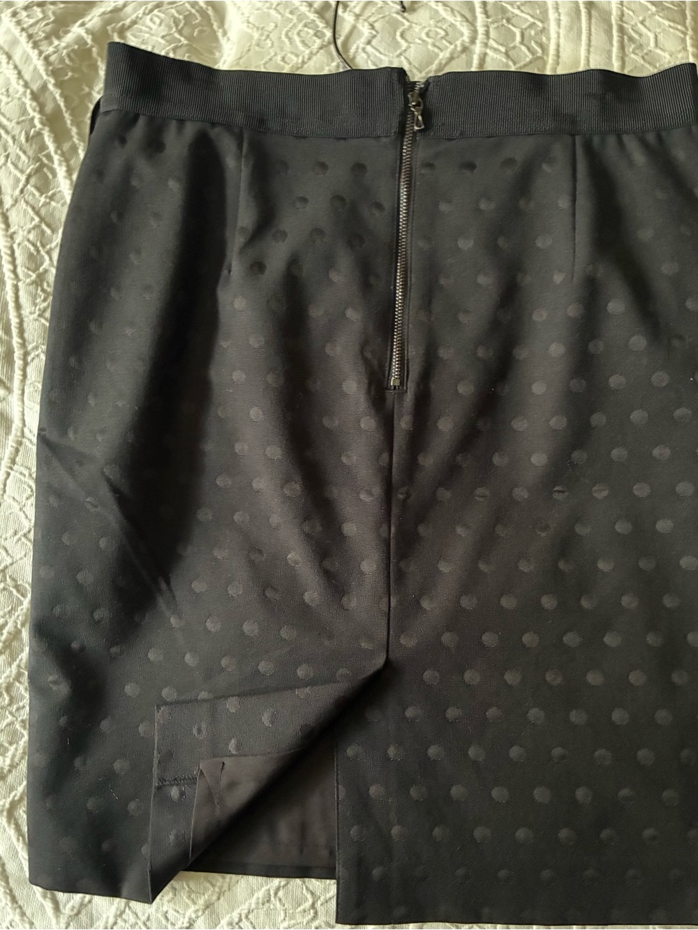 Ann Taylor Black Textured Dot Pencil Skirt - Picture 2 of 3
